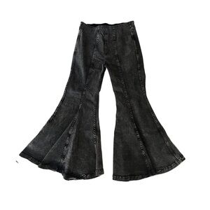 NWT Boho 70s Festival Western Indie Cropped Black Acid Wash Bell Bottom Jeans